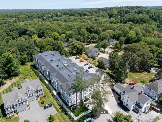 93 Bedford Street 110, Lexington, MA 02420