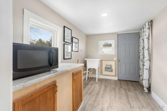 20449 W Howard City-Edmore, Reynolds Twp, MI 49329