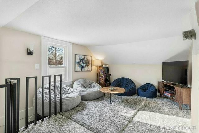 20449 W Howard City-Edmore, Reynolds Twp, MI 49329