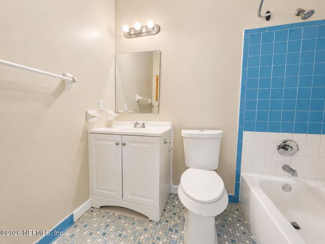 7913 JASPER Avenue, Jacksonville, FL 32211