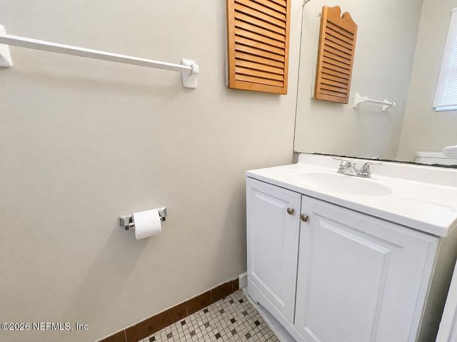 7913 JASPER Avenue, Jacksonville, FL 32211
