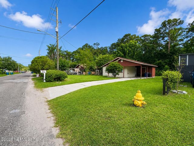 7913 JASPER Avenue, Jacksonville, FL 32211
