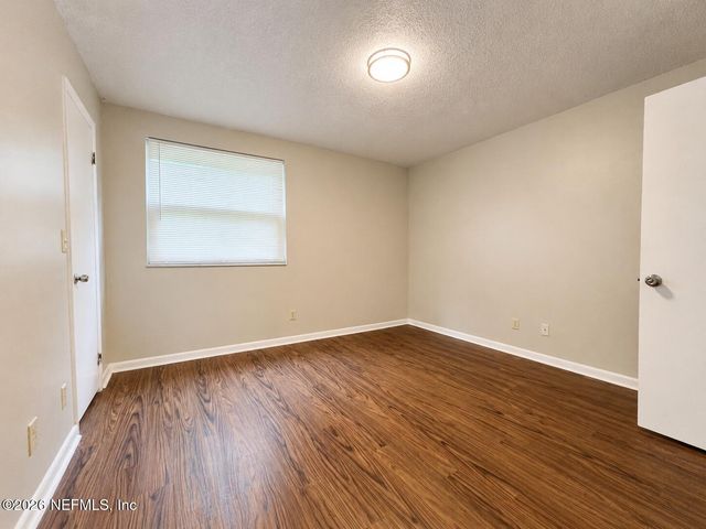 7913 JASPER Avenue, Jacksonville, FL 32211