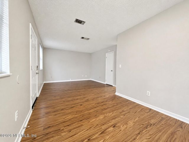 7913 JASPER Avenue, Jacksonville, FL 32211