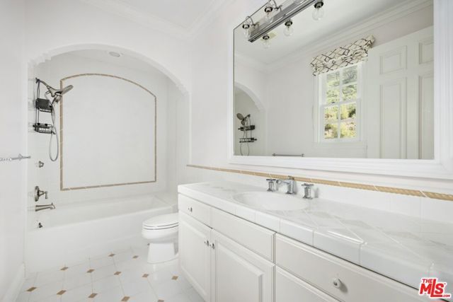 17795 Calle De Palermo, Los Angeles, CA 90272