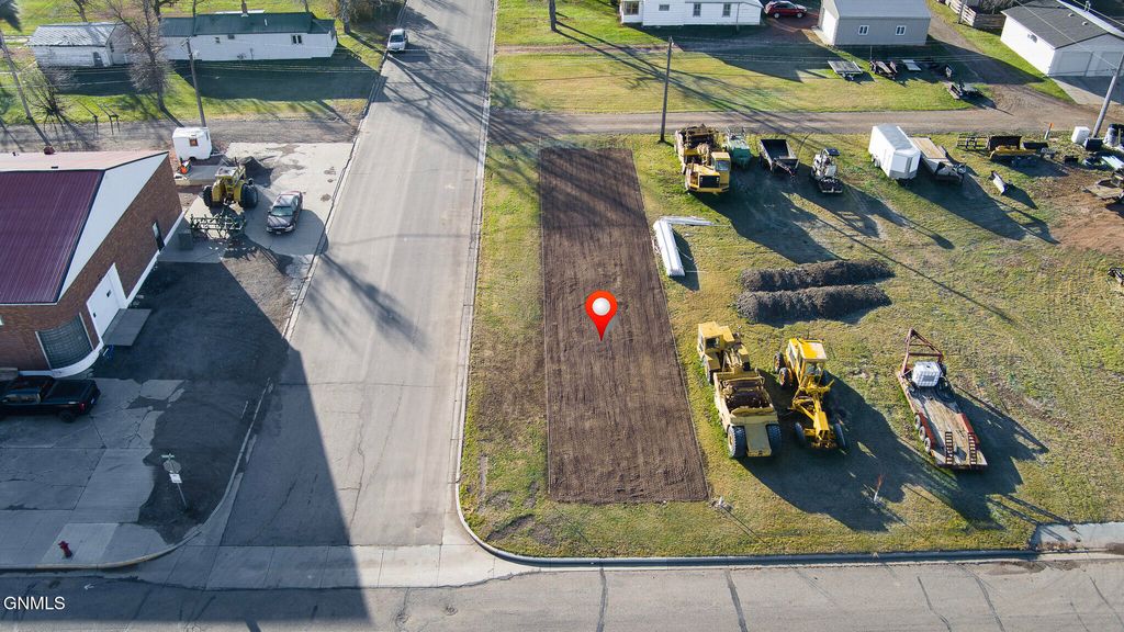 302 South Avenue W, Glen Ullin, ND 58631