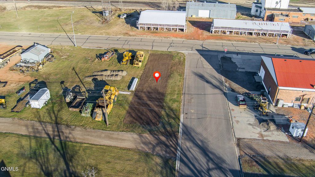 302 South Avenue W, Glen Ullin, ND 58631 photo 10