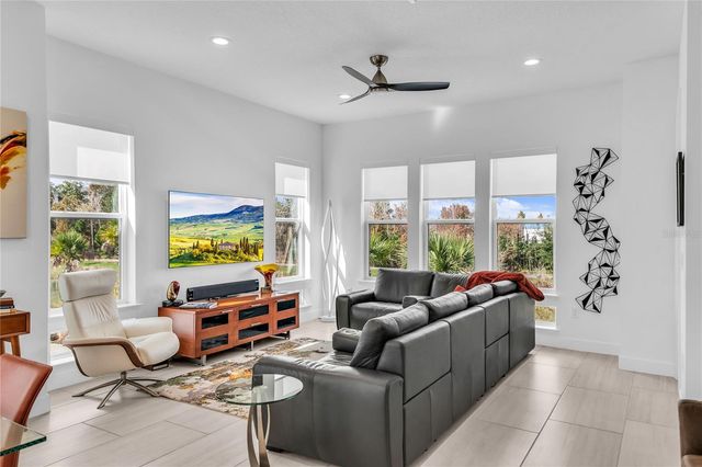 2402 ADDALIA ALLEY, Orlando, FL 32804