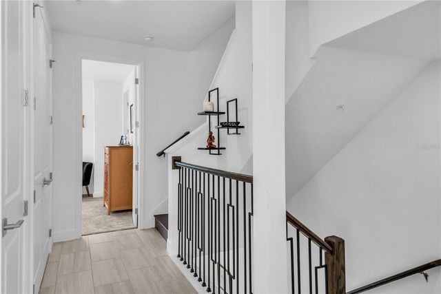 2402 ADDALIA ALLEY, Orlando, FL 32804