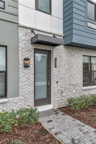 2402 ADDALIA ALLEY, Orlando, FL 32804