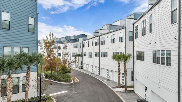 2402 ADDALIA ALLEY, Orlando, FL 32804