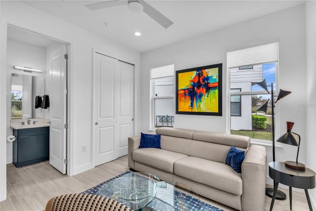 2402 ADDALIA ALLEY, Orlando, FL 32804