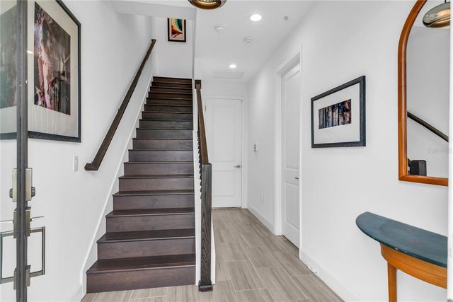 2402 ADDALIA ALLEY, Orlando, FL 32804