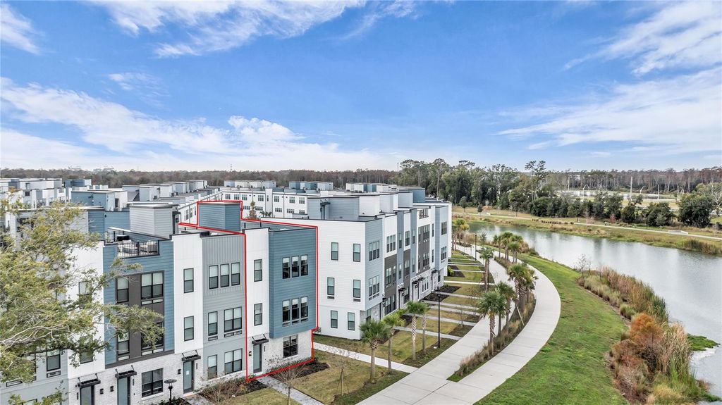 2402 ADDALIA ALLEY, Orlando, FL 32804