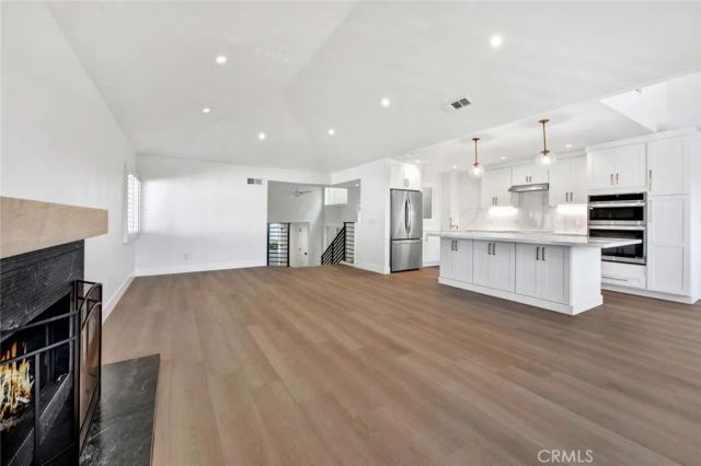 804 Gardenia, Corona Del Mar, CA 92625