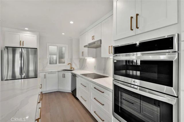 804 Gardenia, Corona Del Mar, CA 92625