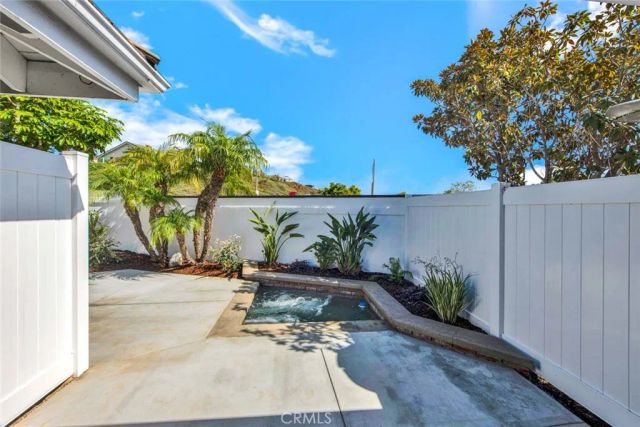 804 Gardenia, Corona Del Mar, CA 92625