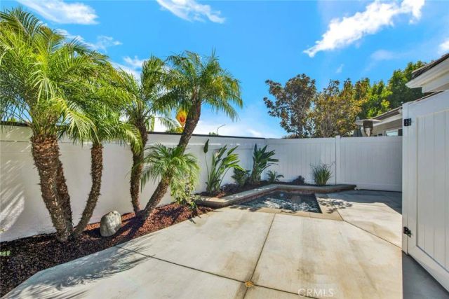 804 Gardenia, Corona Del Mar, CA 92625