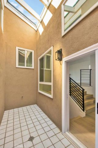 804 Gardenia, Corona Del Mar, CA 92625