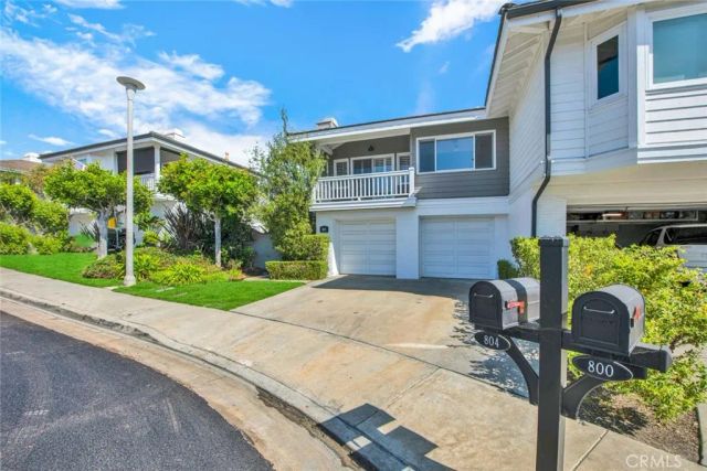 804 Gardenia, Corona Del Mar, CA 92625