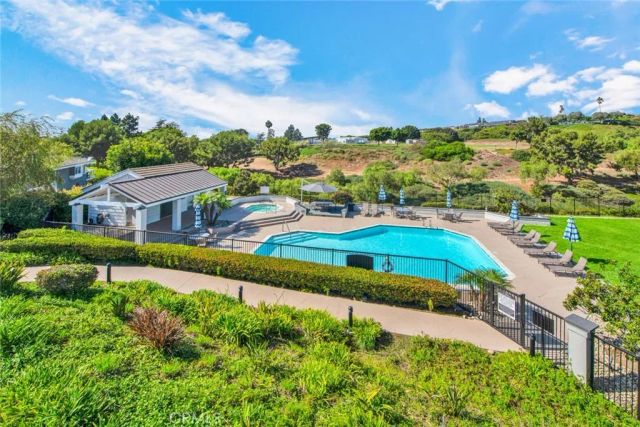 804 Gardenia, Corona Del Mar, CA 92625