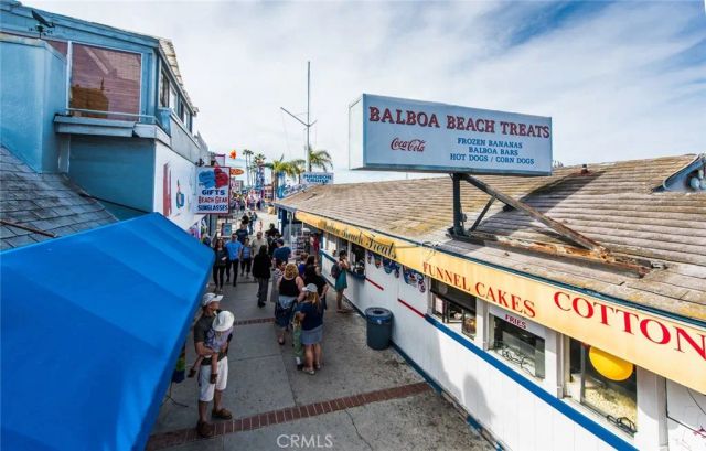 804 Gardenia, Corona Del Mar, CA 92625