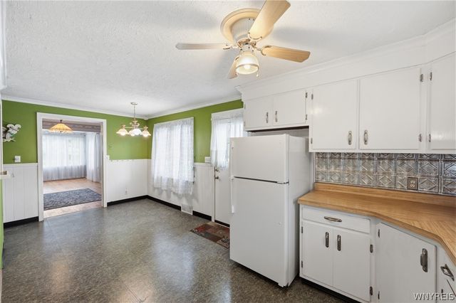 207 Huxley Drive, Amherst, NY 14226