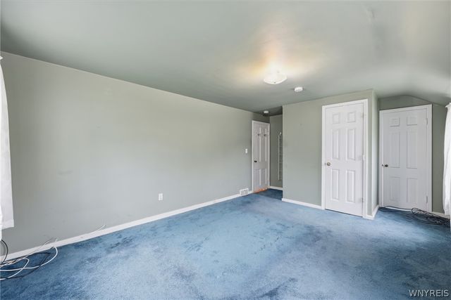 207 Huxley Drive, Amherst, NY 14226