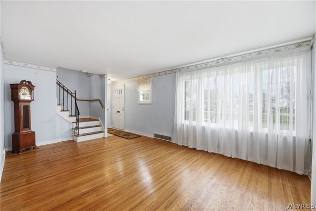 207 Huxley Drive, Amherst, NY 14226