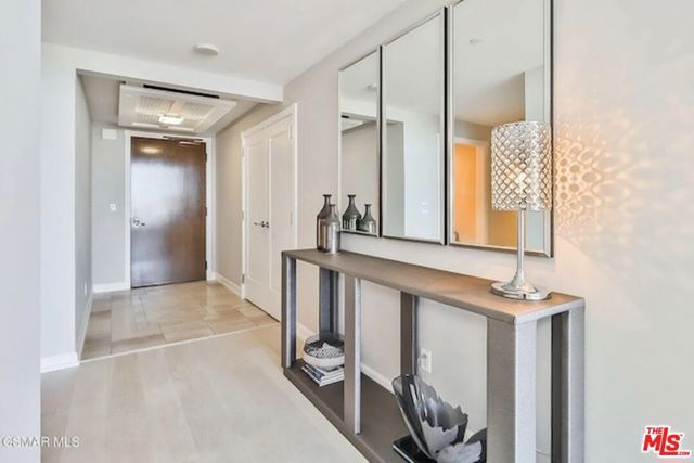 900 W Olympic Boulevard 34D, Los Angeles, CA 90015
