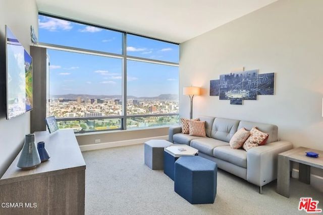 900 W Olympic Boulevard 34D, Los Angeles, CA 90015