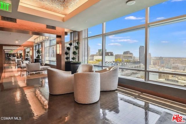 900 W Olympic Boulevard 34D, Los Angeles, CA 90015