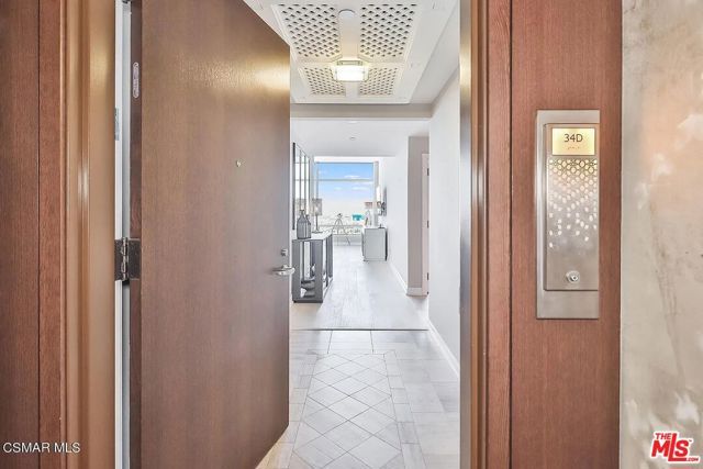 900 W Olympic Boulevard 34D, Los Angeles, CA 90015