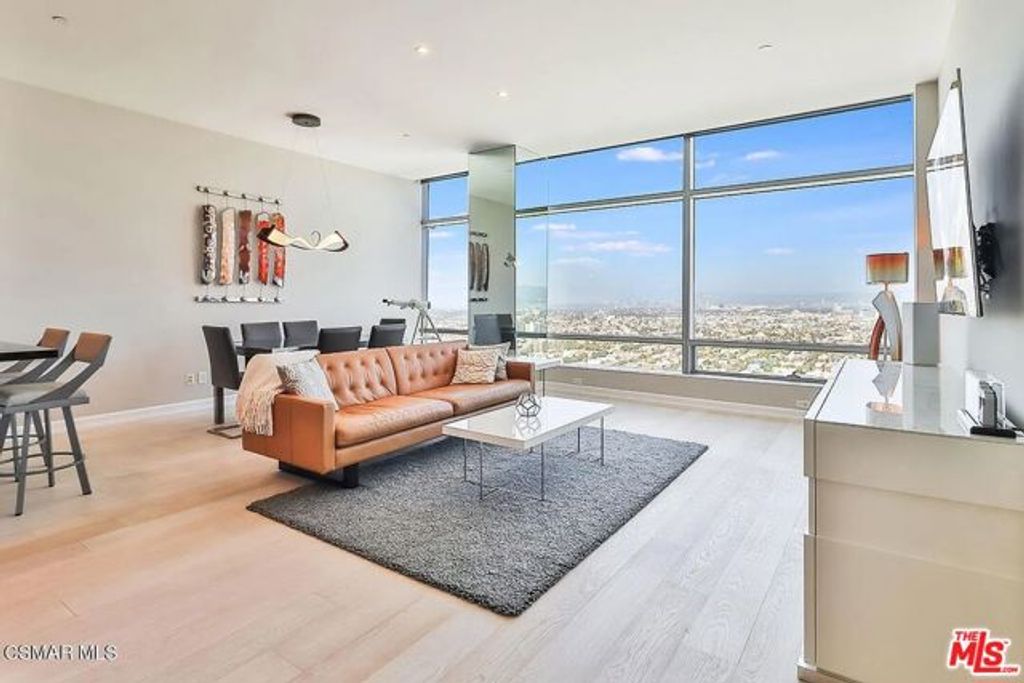 900 W Olympic Boulevard 34D, Los Angeles, CA 90015