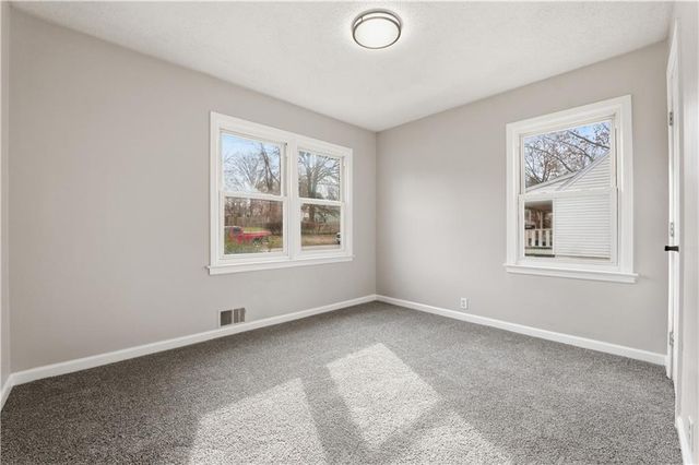 3900 Circle Drive, Independence, MO 64052