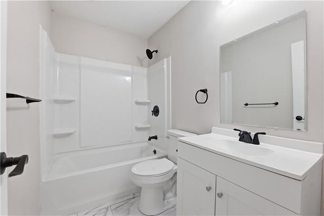 3900 Circle Drive, Independence, MO 64052