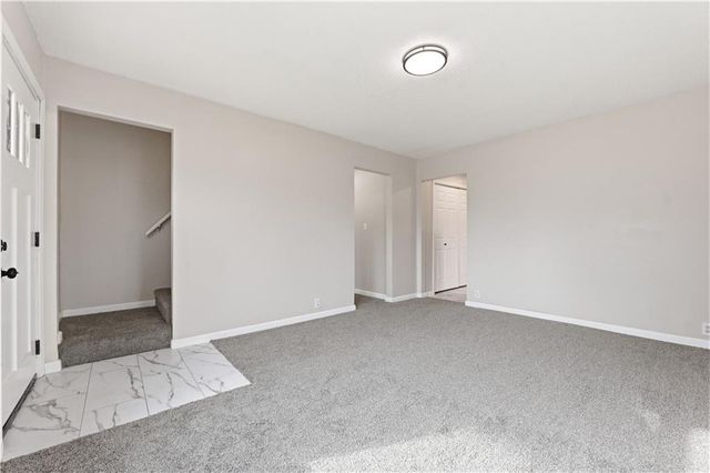 3900 Circle Drive, Independence, MO 64052