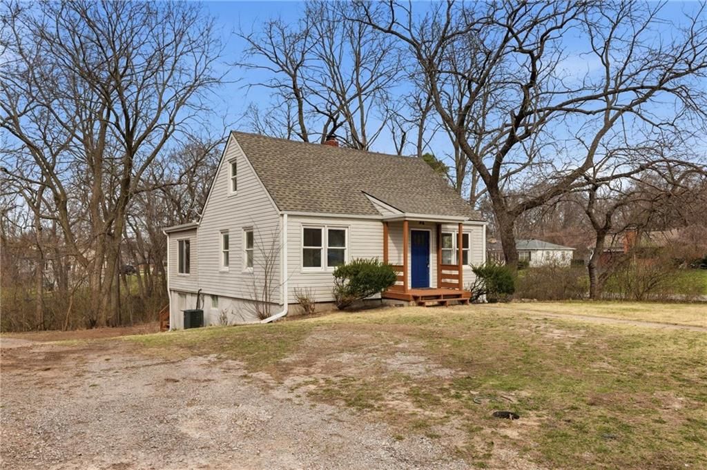 3900 Circle Drive, Independence, MO 64052