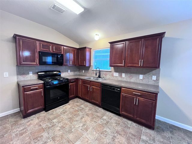 11750 Pinemeade Lane, Tomball, TX 77375