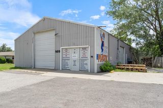 909 McClure Avenue, Lowell, AR 72745