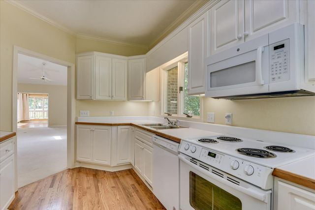 100 White Willow Place, Aiken, SC 29803