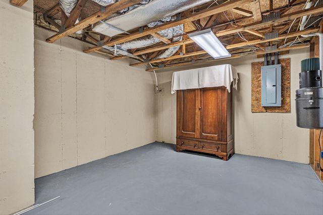 1609 Cascades CT, Salem, VA 24153