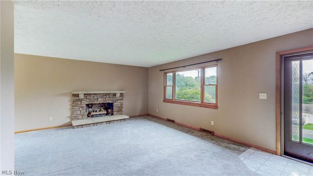 1206 Dussel Road, Kent, OH 44240