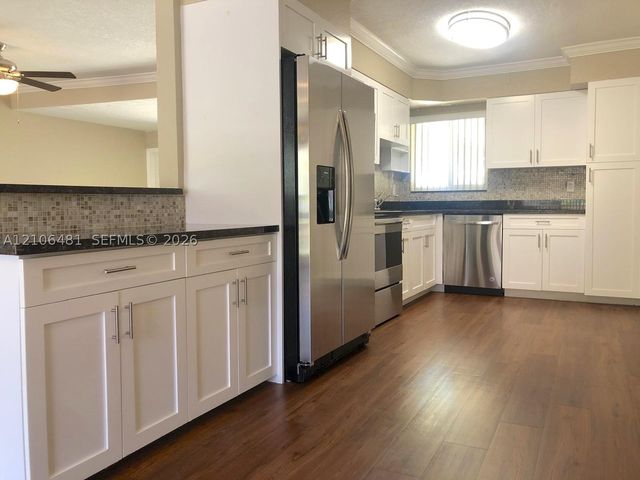 2809 Middle River Dr 1, Fort Lauderdale, FL 33306