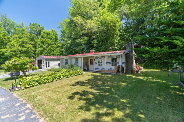 16 Brierbrook Lane, Springfield, VT 05156