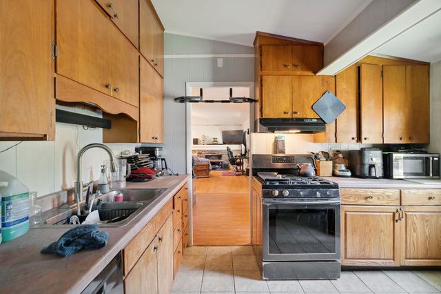 16 Brierbrook Lane, Springfield, VT 05156