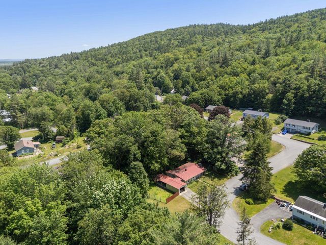 16 Brierbrook Lane, Springfield, VT 05156