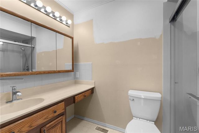 1341 Snapdragon Court, St Louis, MO 63146