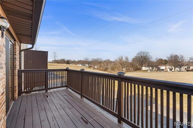 1341 Snapdragon Court, St Louis, MO 63146