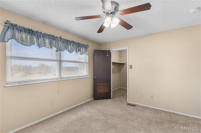 1341 Snapdragon Court, St Louis, MO 63146